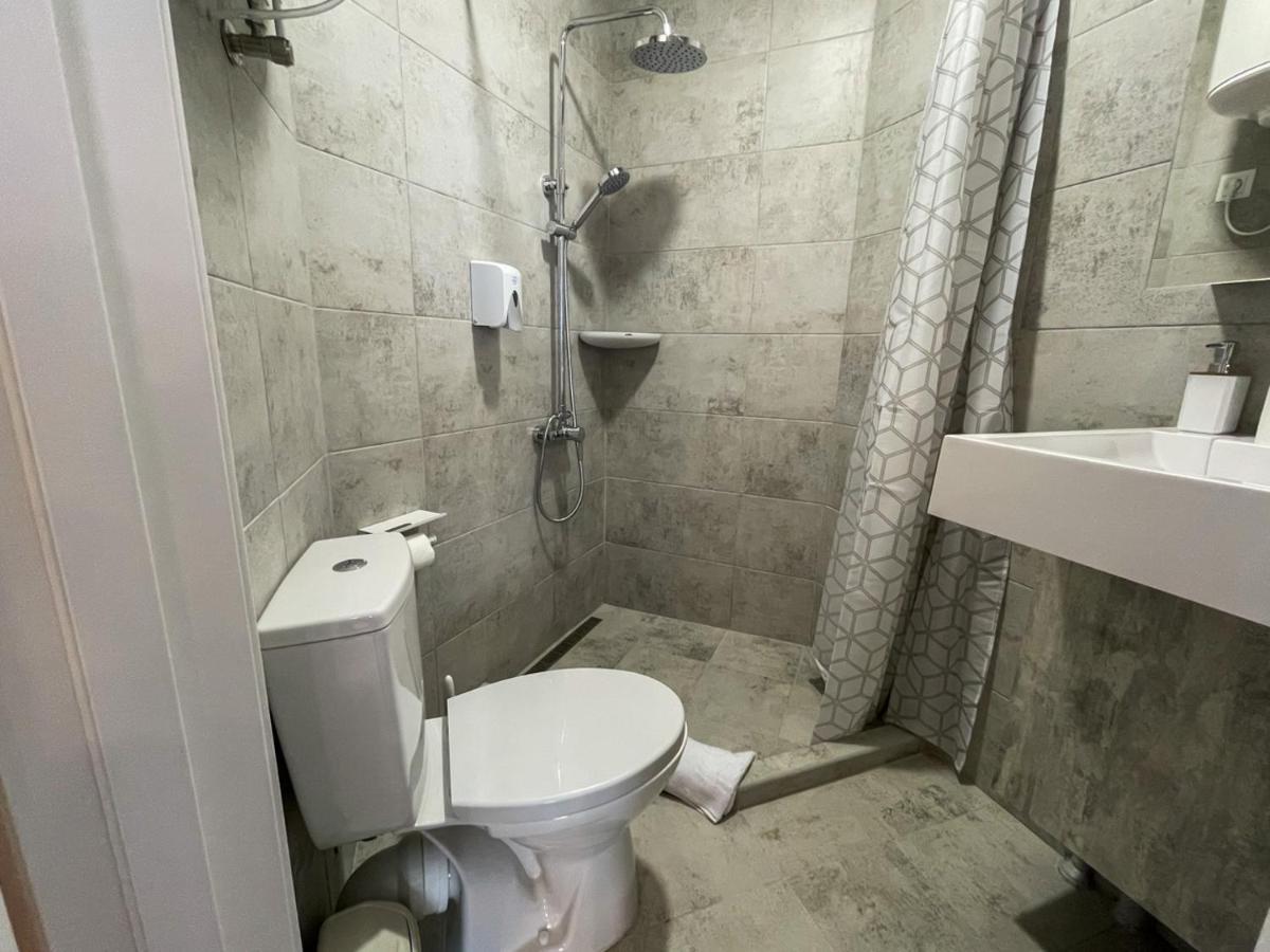 Myfreedom Апартаменти Метро Берестейська Kyiv Exterior foto